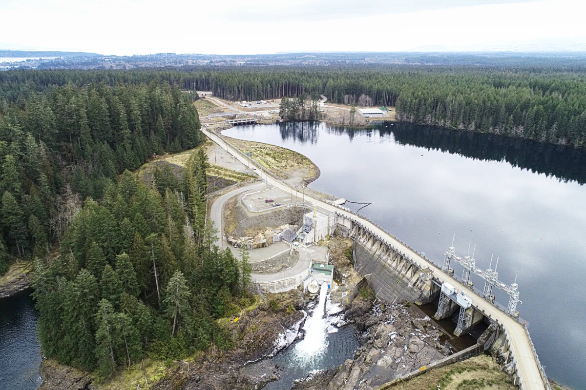 Road across major Vancouver Island dam to close for six years