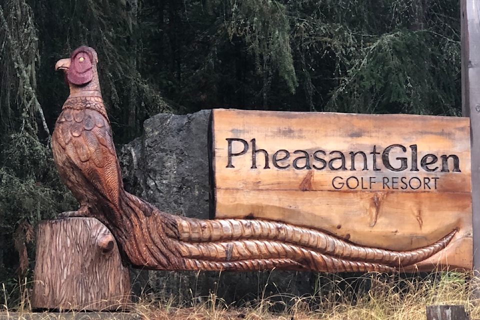 240627-pheasantglensign