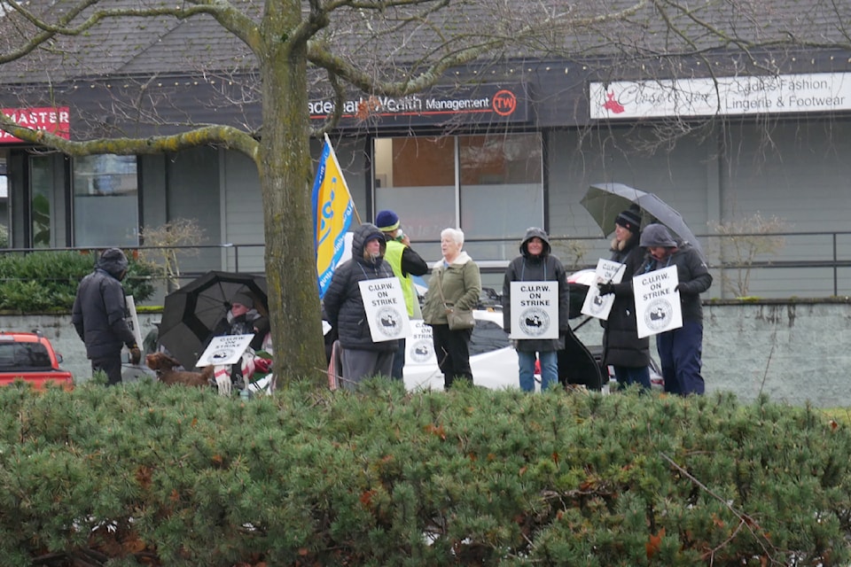 241127-pqn-postal-strike