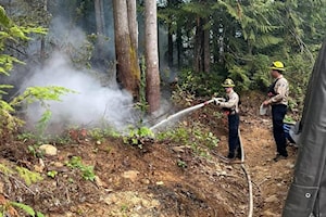 Some residents allowed to return to homes amid Wesley Ridge wildfire