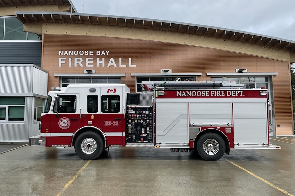 nanoose-fire-department-new-fire-engine-2