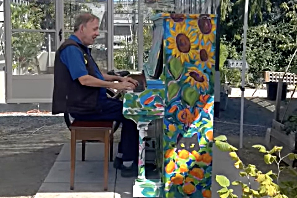 250604-pqn-scott-mac-piano2