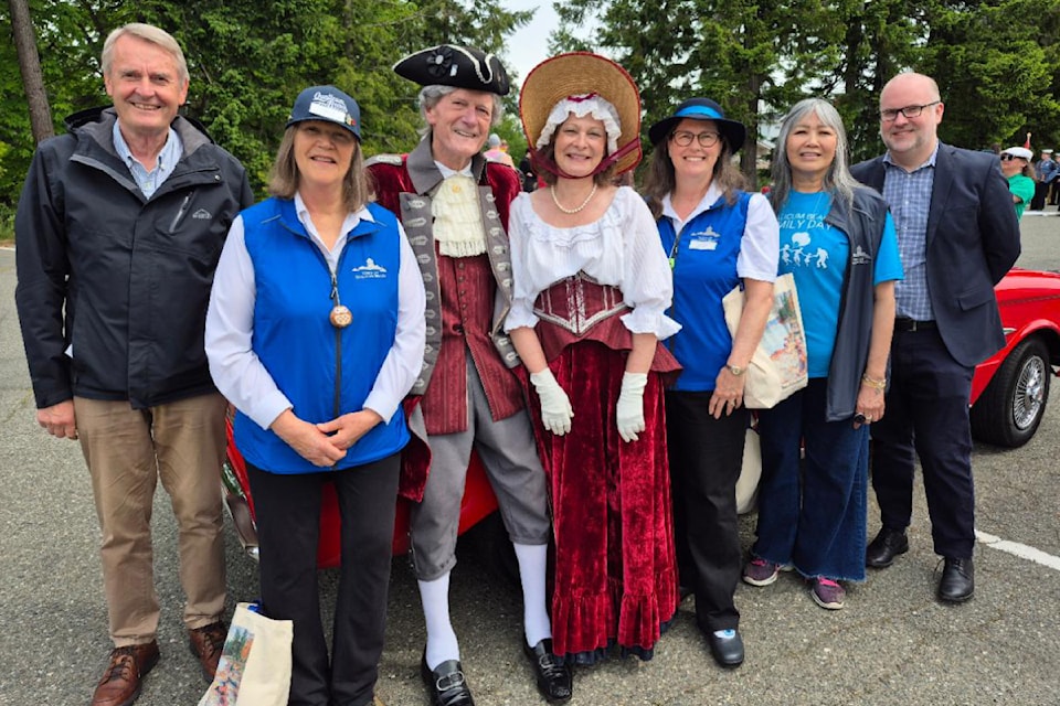 250625-pqn-town-crier-retires