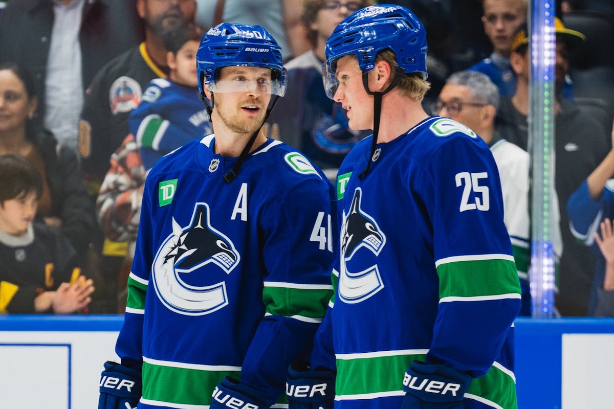 Snuggerud nets 2, Blues pick up solid 5-2 road win over Vancouver Canucks