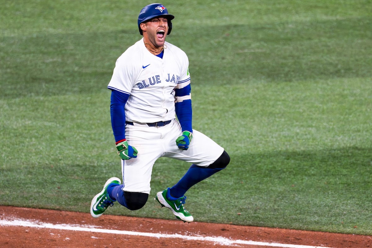 Blue Jays off to World Series after Springer dinger lifts Toronto to 4-3 win over Seattle