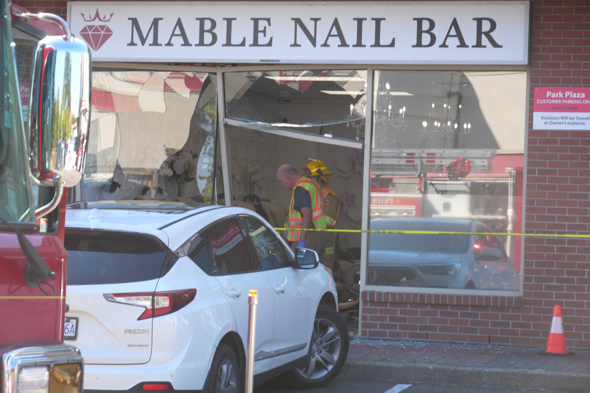 RCMP: 2 customers hurt after vehicle crashes through storefront of Parksville business