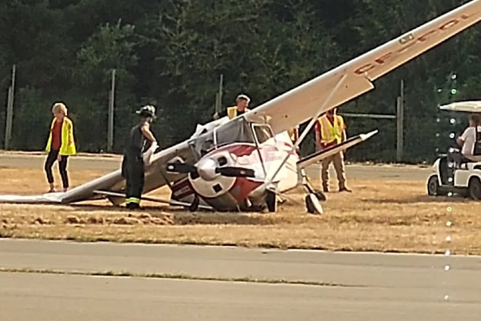250910-pqn-qb-plane-crash