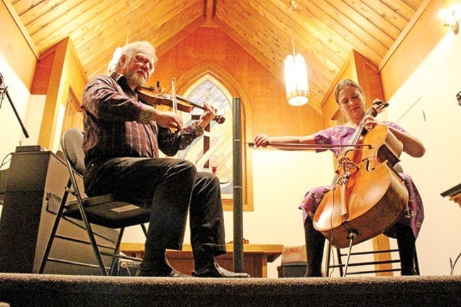 82264parksvilleWEBFiddlercellist-lc-apr19