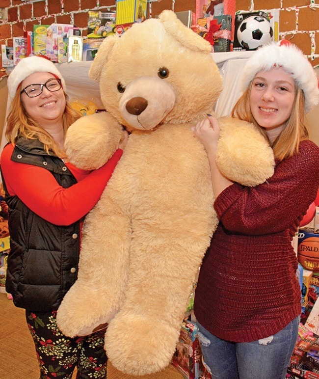 84021parksvilleWEBtoybreakfast1-pm-dec1