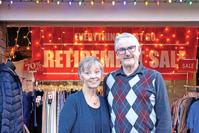 84169parksvilleWEBbizcoupleclothesstoreclosing-am-dec4