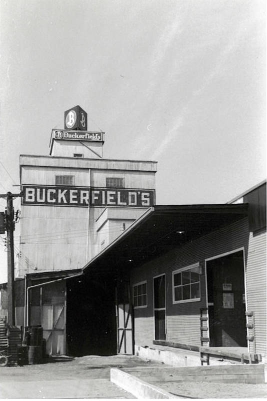 10459319_web1_Buckerfields-old-store-1