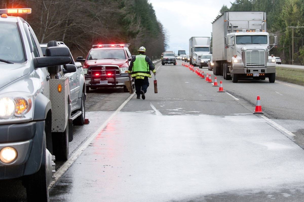 10767027_web1_180225-PQN-M-truck-fire-hwy19-1-feb25