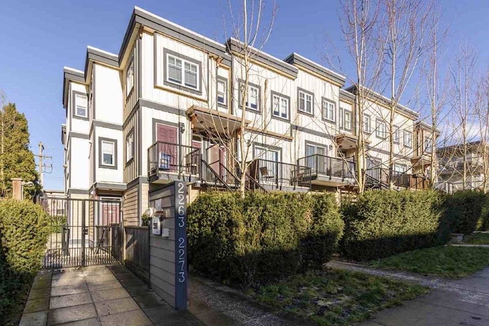 15938279_web1_190313-BPD-M-vancouver-real-estate