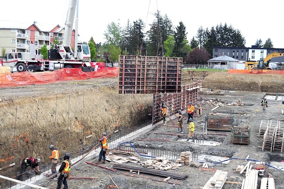 21459972_web1_200506-PQN-Berwick-Construction-Underway-Berwick_1