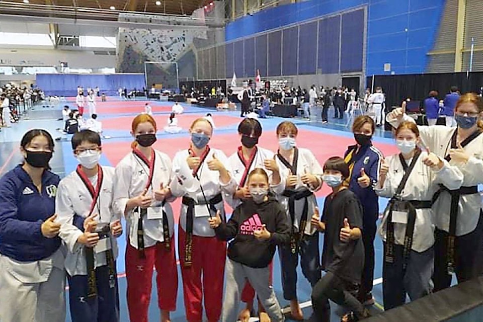 26914741_web1_211027-PQN-Casacadia-Taekwondo-Winners-TeamCascadia_1