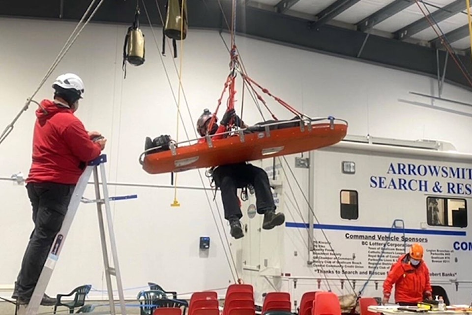 Indoor training for rope rescue at the new Operations Centre of the Arrowsmith Search and Rescue. (ASAR photo)