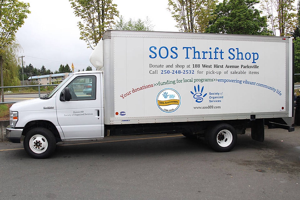 27556635_web1_211222-PQN-SOS-truck-stolen-truck_1