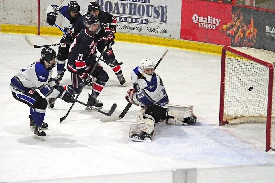 27850014_web1_220119-PQN-Generals-Tame-Wolves-goal_1