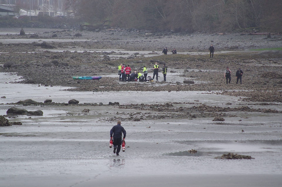 28537599_web1_220321-NBU-Kayaker-found-in-Departure-Bay-_1