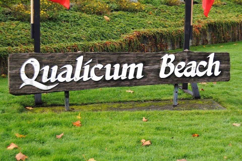 28728521_web1_220413-PQN-QB-Council-Size-QualicumBeach_1