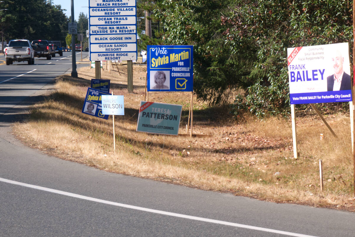 30453685_web1_220928-PQN-Election-Signs-Vandalized-photo_1