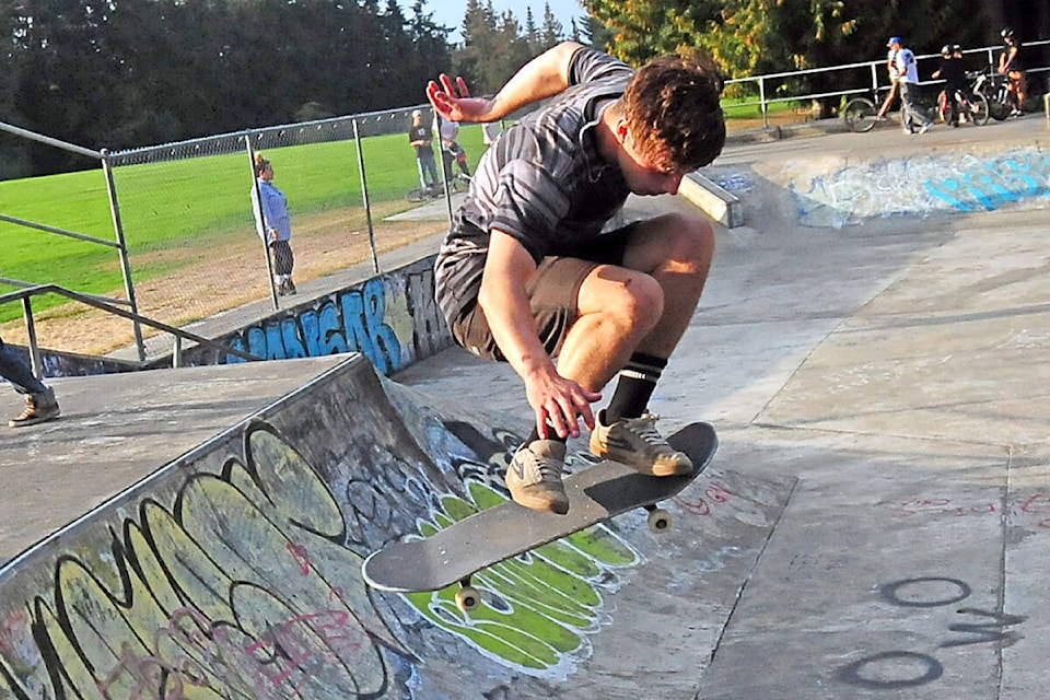 31724196_web1_230201-PQN-Qualicum-Skateboard-Park-qbskatepark_1