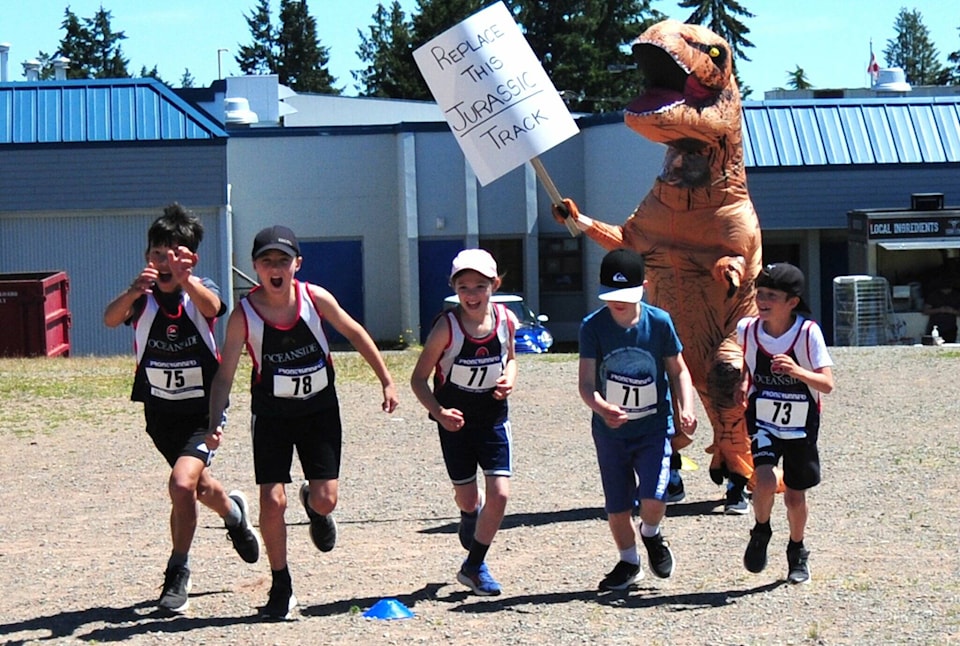 32413851_web1_230419-PQN-Parksville-Funds-Ballenas-Track-JurrasicTrack_1