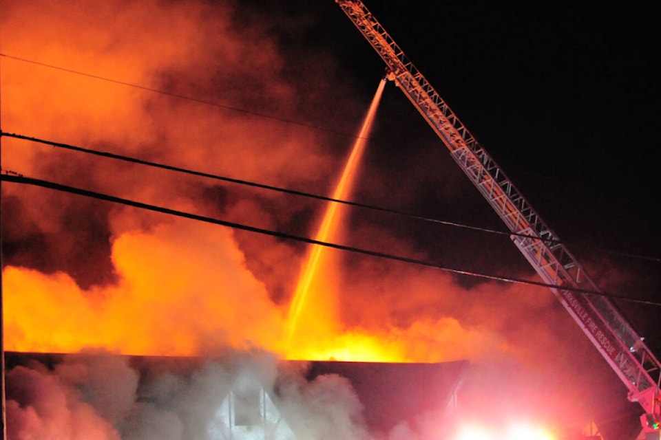 32830612_web1_230531-PQN-Tax-Break-For-Firefighters-firefighters_1