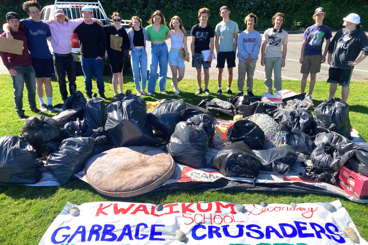 Qualicum Beach students fundraise and clean up garbage Parksville