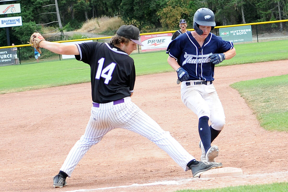 33386639_web1_230726-PQN-Royals-Second-at-Playoffs-PBLfinal_3