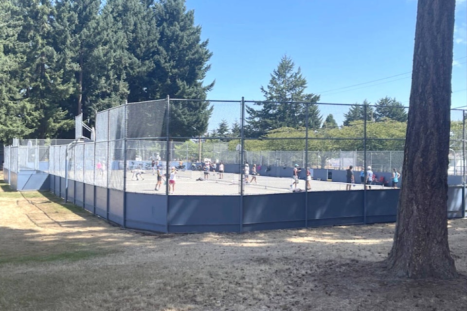 33436963_web1_230802-PQN-Lacrosse-Box-Request-lacrossebox_1