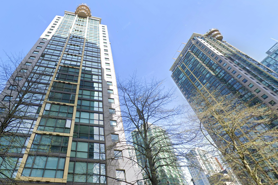 その他 apartamento #26 For rent: 607 135 13TH ST E, North Vancouver, British