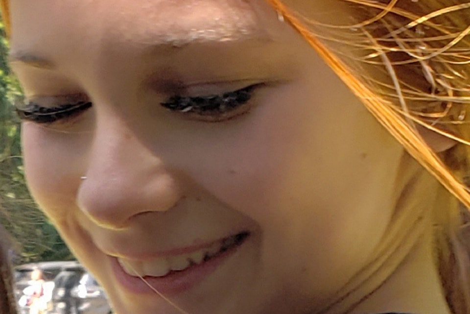 felicity-closeup