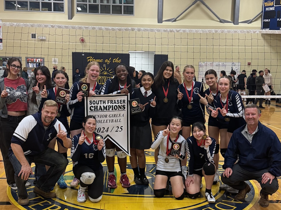 241121-pan-wrca-senior-girls-vball-south-frasers-crop