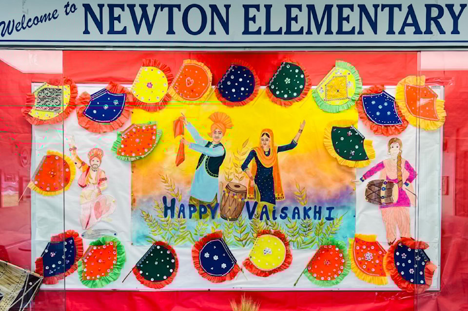 newton-display-2
