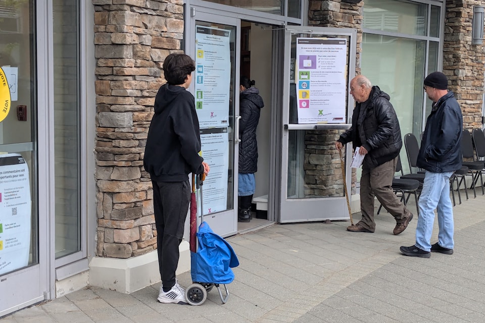 A steady stream of people turned out at White Rock Community Centre to vote on Monday morning, April 28.
