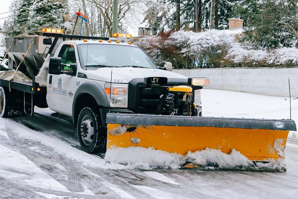 snow-clearing-city-white-rock