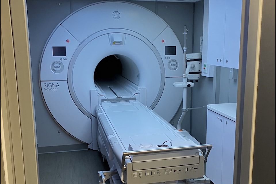 A new mobile magnetic resonance imaging (MRI) unit has arrived at Surrey Memorial Hospital.