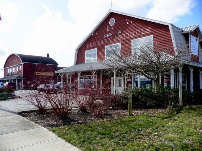 21537whiterockRedBarns
