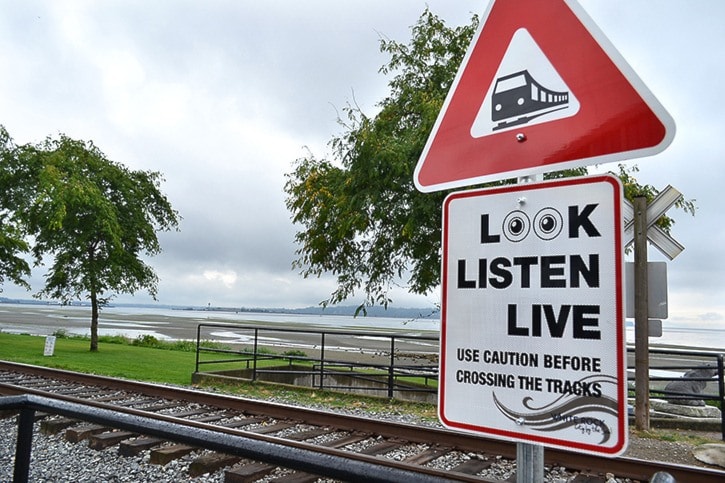 24771whiterockrailsafetysignage-th