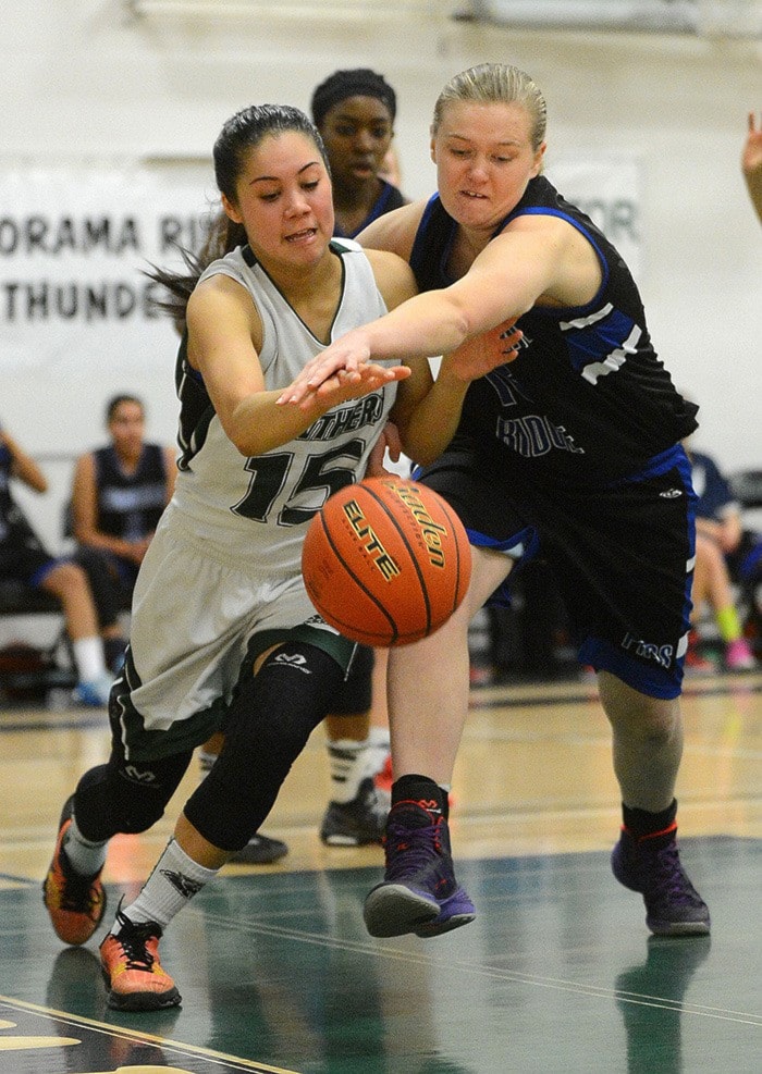 55387surreywBasketballFire-BJ-Jan9