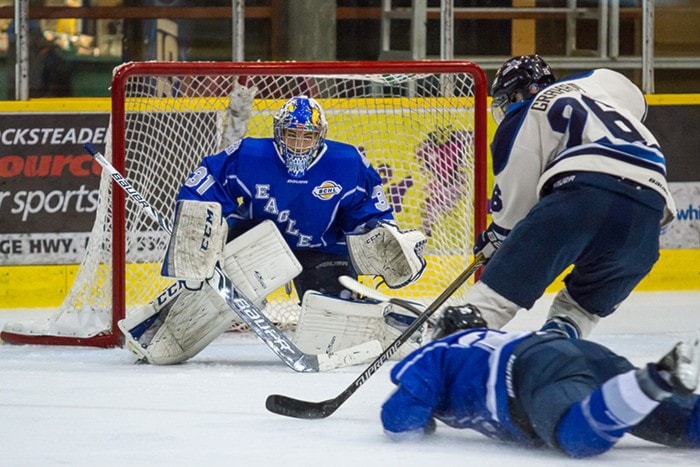 60785whiterockEagles-Rivermen-gj02