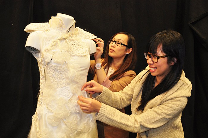 20762surreyw-Stressdress