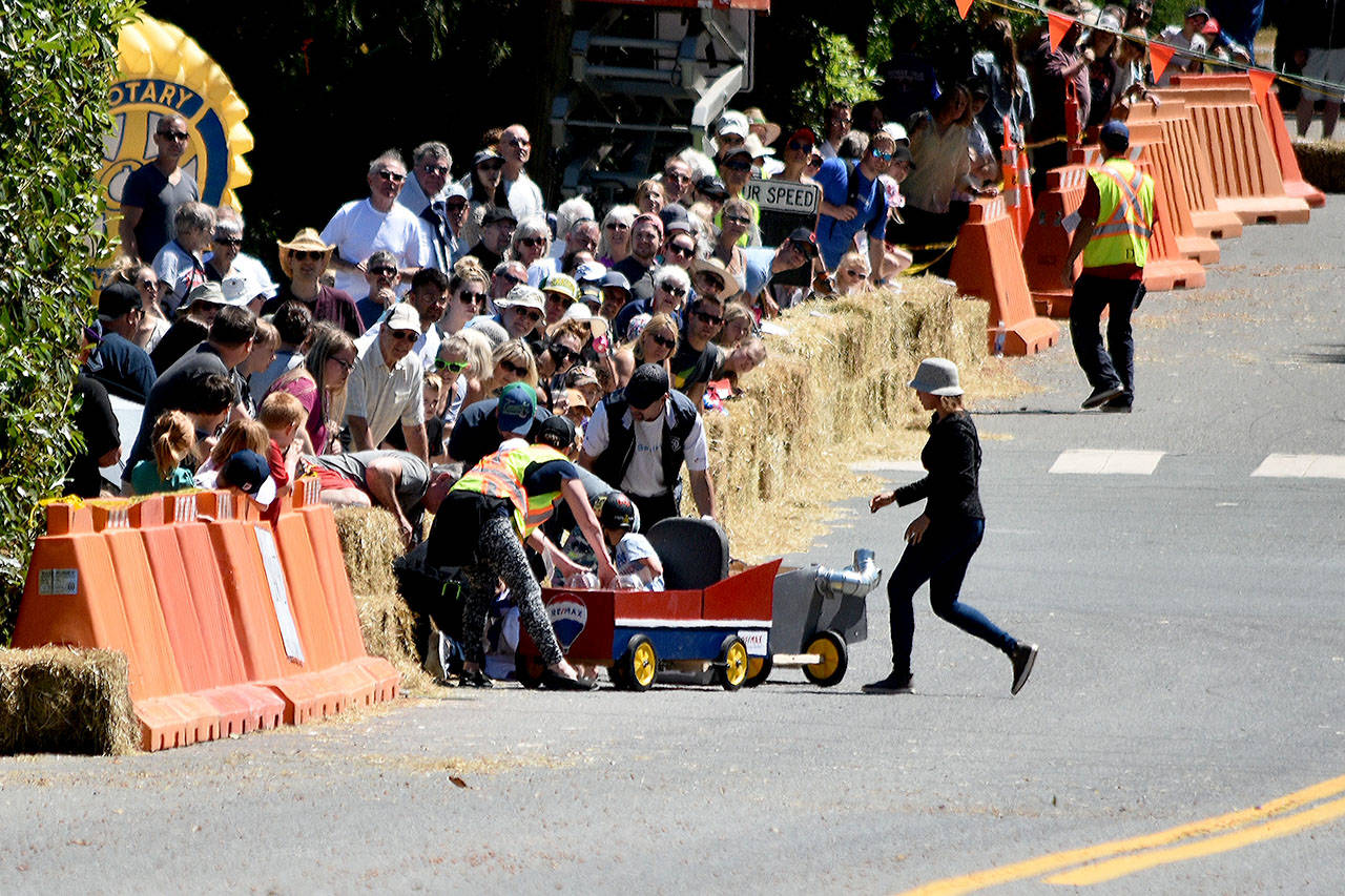 12359378_web1_180621-NDR-SoapBoxRaces_6