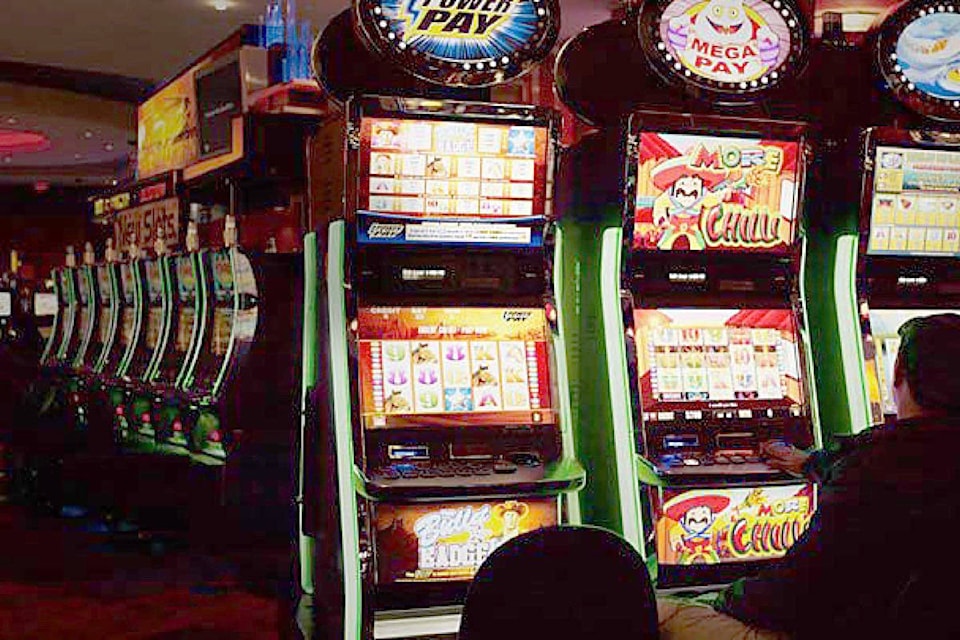 12501442_web1_20180110-BPD-casino-slots-surrey