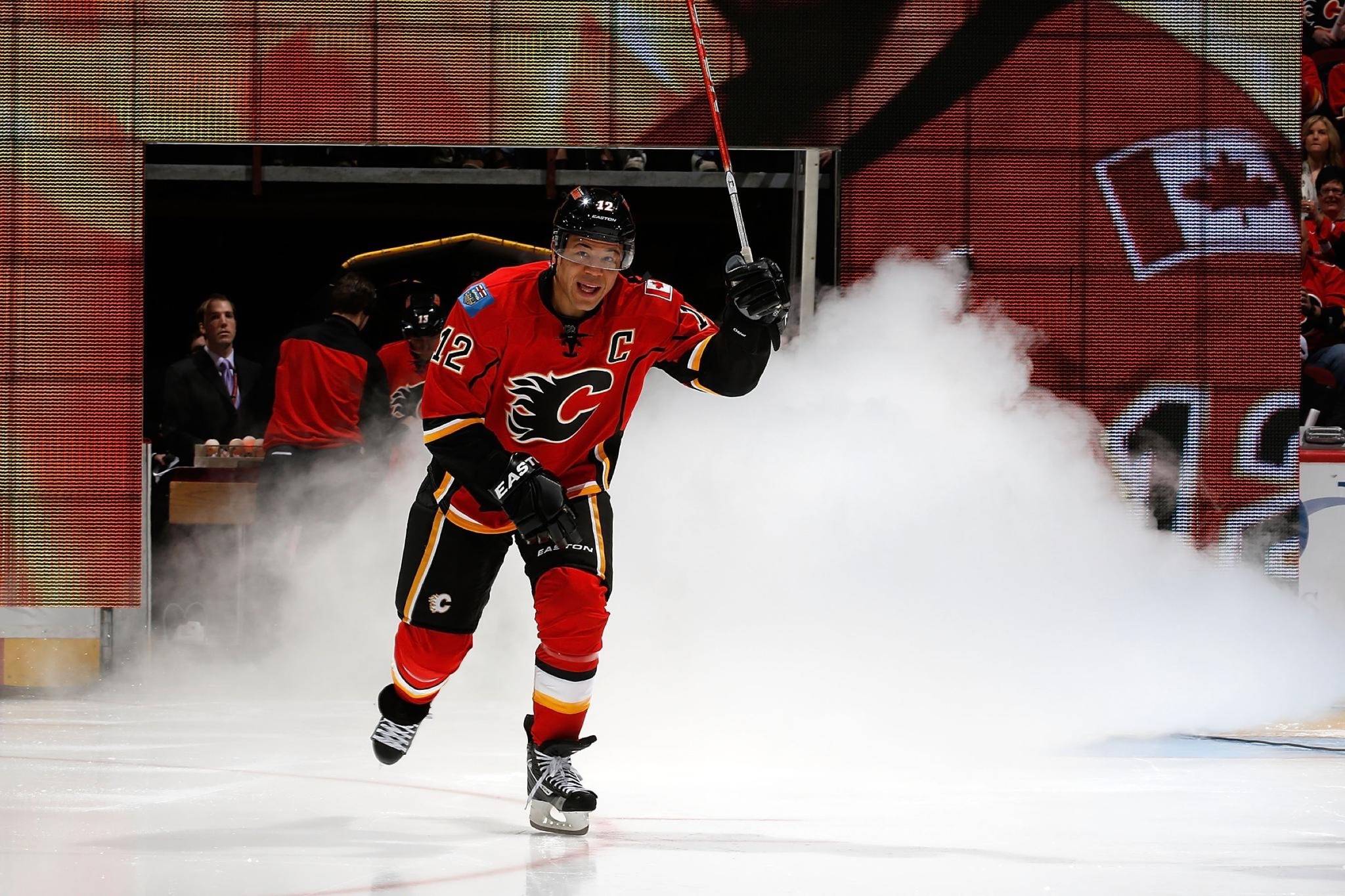 Limited Edition Jarome Iginla Signed Calgary Flames Career Hockey