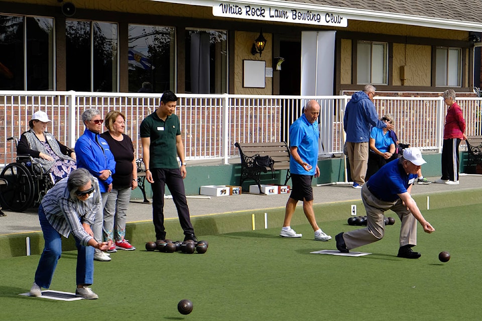 13567065_web1_lawnbowling