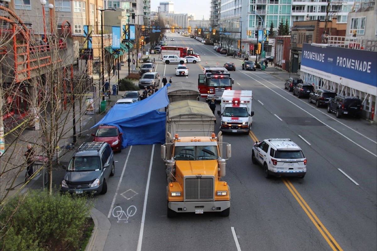 15304873_web1_190128-BPD-M-North-Van-fatal-3