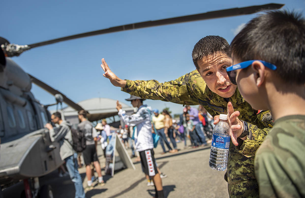 17797714_web1_190725-NDR-M-2019-Boundary-Bay-Airshow-06