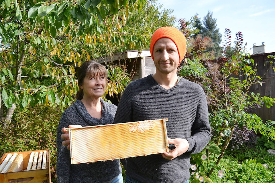 Aaron Hinks photo Marlene Fuhrmann and her son Antonio Marvuglia said they will continue to keep honeybees.